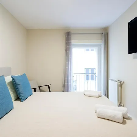 شقة Modern 4-bedroom In Bairro Alto,